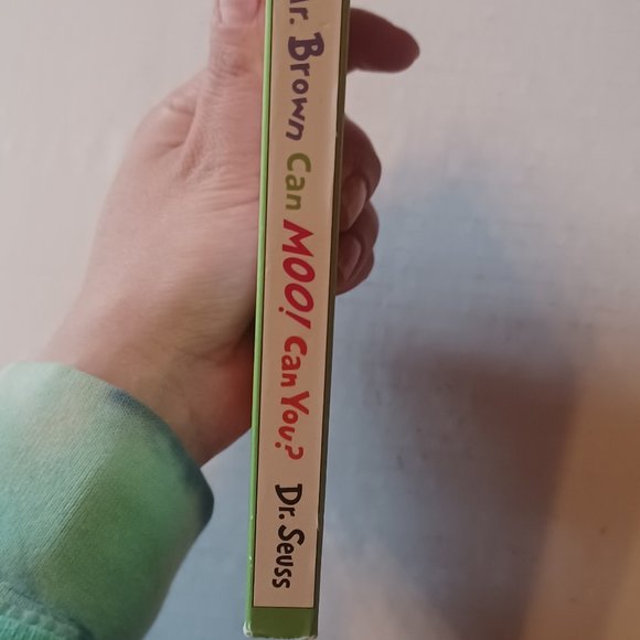 Mr.Brown Can Moo! Can You? Dr. Seuss's Book of Wonderful Noises 1996 Board Book - Picture 11 of 12